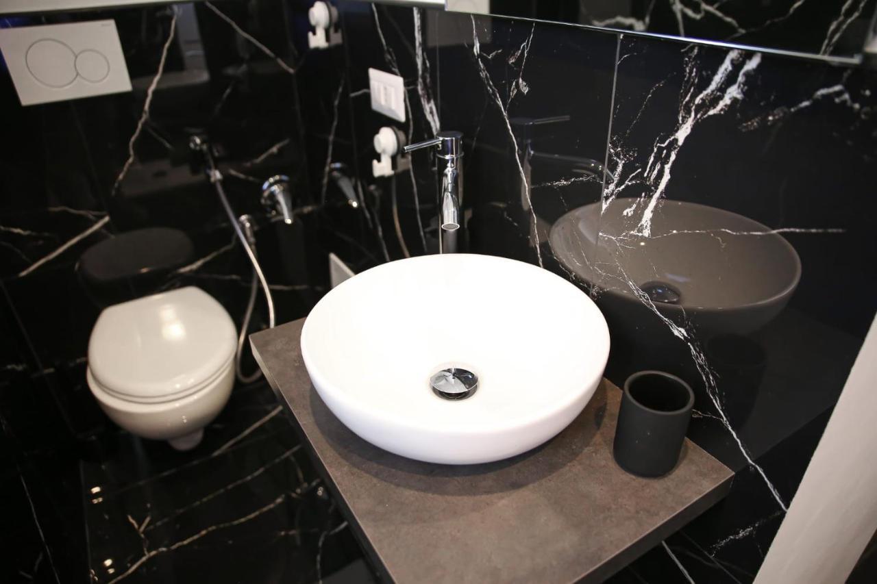Apartamento The Marble House Bari Exterior foto