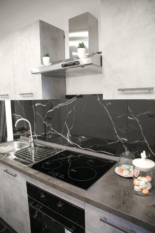 Apartamento The Marble House Bari Exterior foto