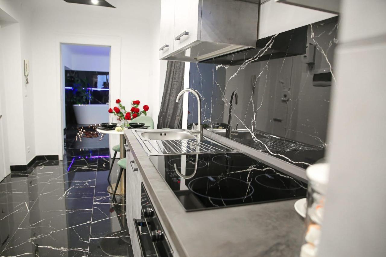 Apartamento The Marble House Bari Exterior foto